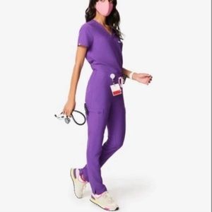 FIGS Brand New! Limited Edition! Ultraviolet set. 💜